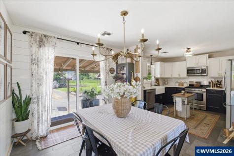 425 Crowfoot Road Lebanon OR 97355