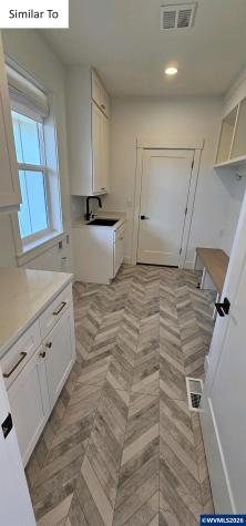 Model Ww NW Coast Mountain Drive Dallas OR 97338