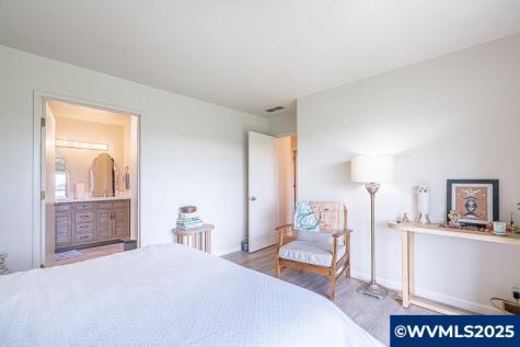 2280 Kuebler Road S Salem OR 97302