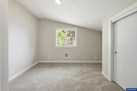 4986 Chan Street S Salem OR 97306-2412