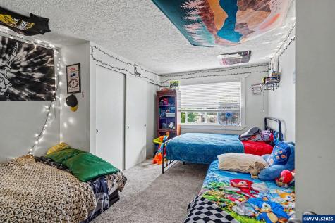 243 NW Sunny Drive Dallas OR 97338