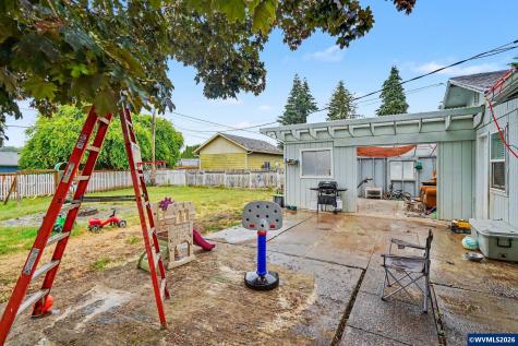243 NW Sunny Drive Dallas OR 97338