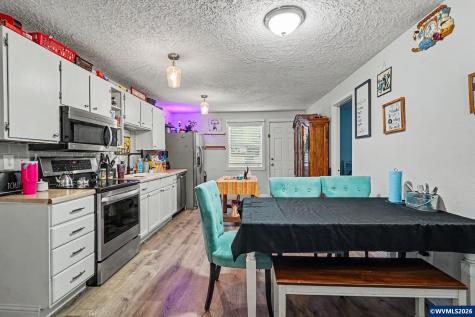 243 NW Sunny Drive Dallas OR 97338