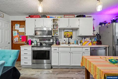 243 NW Sunny Drive Dallas OR 97338