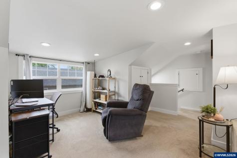 4170 45th Avenue NE Salem OR 97305