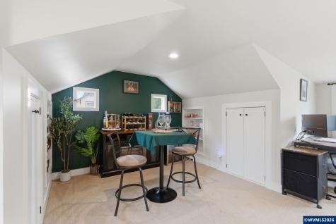 4170 45th Avenue NE Salem OR 97305