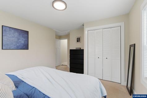 4170 45th Avenue NE Salem OR 97305