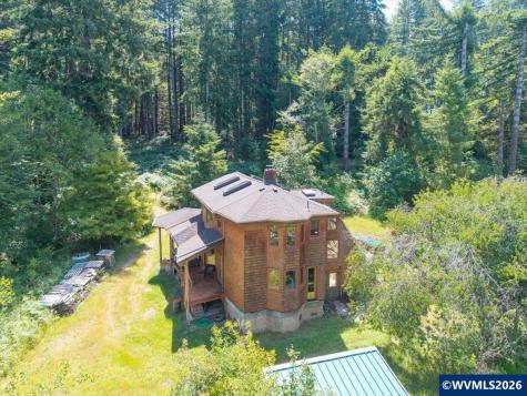 17016 Bratten Hill Alsea OR 97324