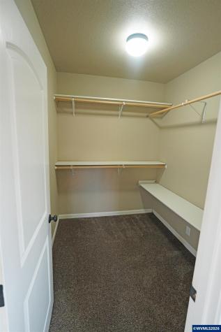 2305 Mosswood Court S Salem OR 97306