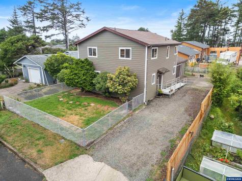 192 NW 58th Street Newport OR 97365