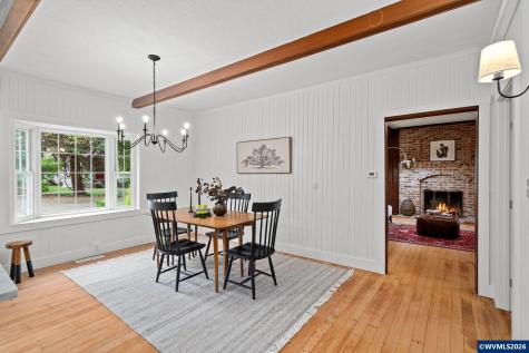 8867 SE 10th Avenue Portland OR 97202