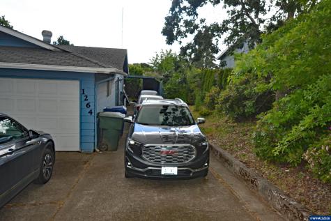 1264 Lockhaven Drive NE Keizer OR 97303