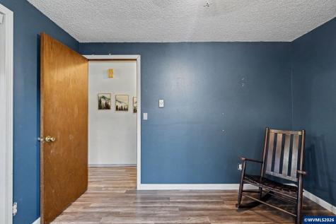 111 Enos Street Amity OR 97101