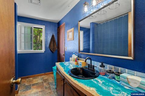 111 Enos Street Amity OR 97101