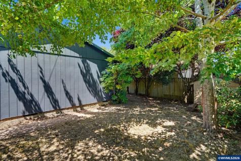111 Enos Street Amity OR 97101