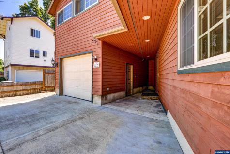 645 NW Kings Bl Corvallis OR 97330