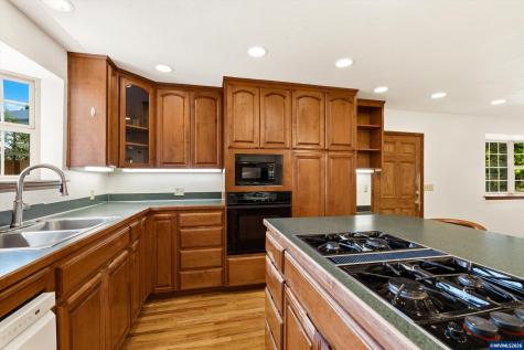 645 NW Kings Bl Corvallis OR 97330
