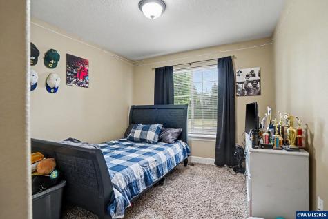 1057 Taurus Lp NE Keizer OR 97303