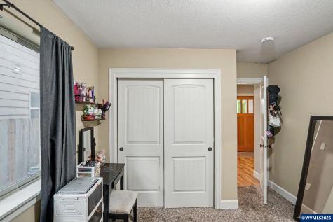 1057 Taurus Lp NE Keizer OR 97303