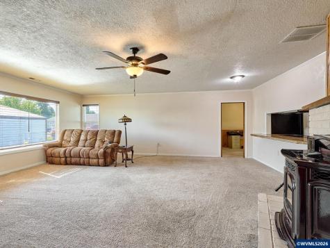 14653 Ottaway Road NE Aurora OR 97002-9247