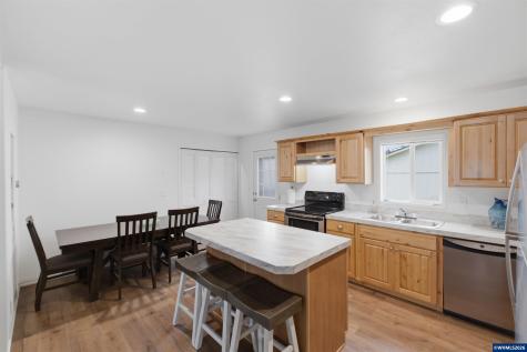 6289 SW Jetty Avenue Lincoln City OR 97367