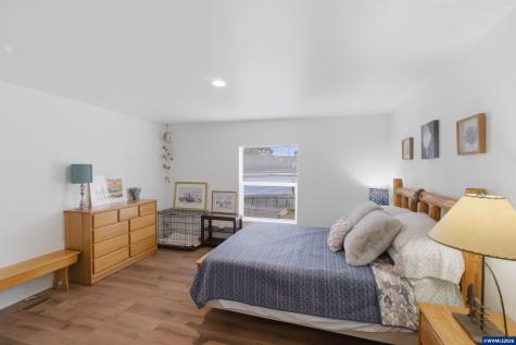 6289 SW Jetty Avenue Lincoln City OR 97367