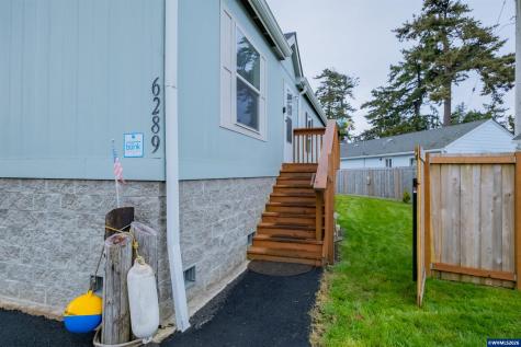 6289 SW Jetty Avenue Lincoln City OR 97367