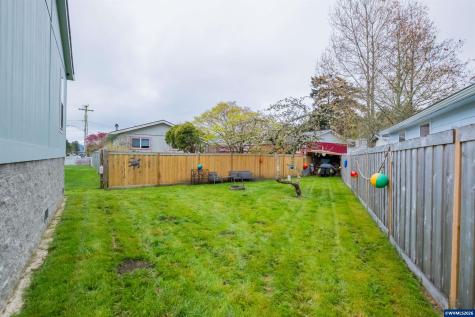 6289 SW Jetty Avenue Lincoln City OR 97367