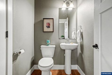 448 Eaglet Street NW Salem OR 97304
