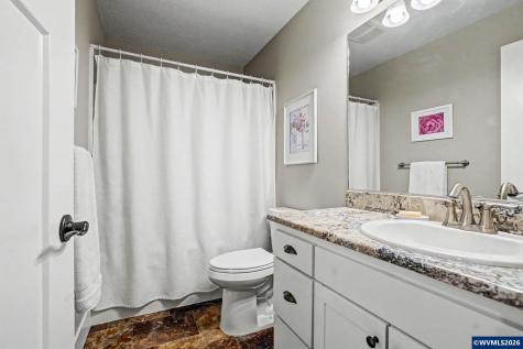 448 Eaglet Street NW Salem OR 97304