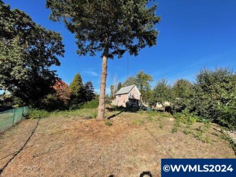 541 NW Churchman Drive Willamina OR 97396