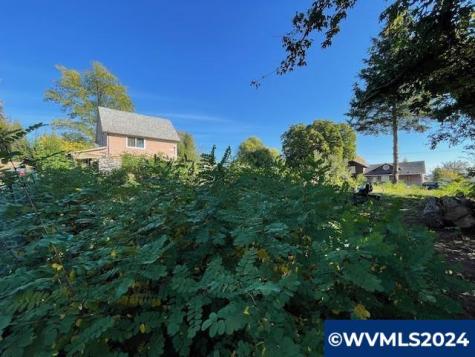 541 NW Churchman Drive Willamina OR 97396