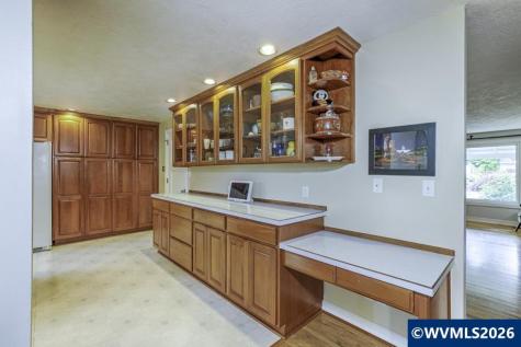 2686 Mountain View Drive S Salem OR 97302