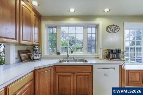 2686 Mountain View Drive S Salem OR 97302
