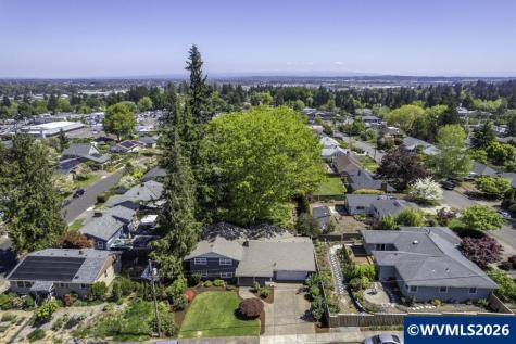 2686 Mountain View Drive S Salem OR 97302