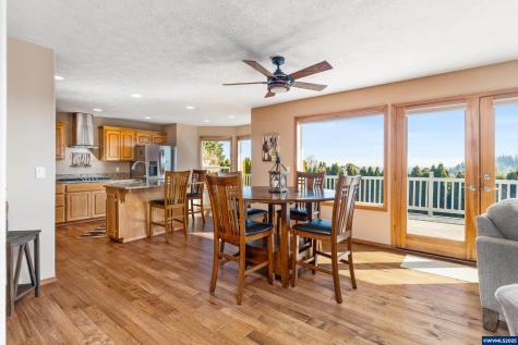 1656 Ashland Court NW Salem OR 97304