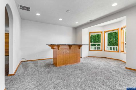 1656 Ashland Court NW Salem OR 97304