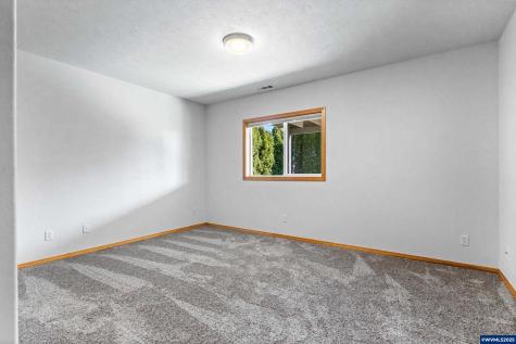 1656 Ashland Court NW Salem OR 97304