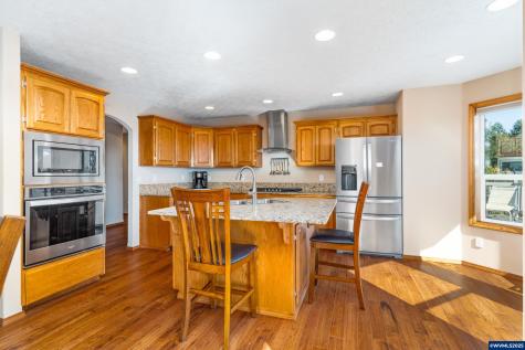 1656 Ashland Court NW Salem OR 97304