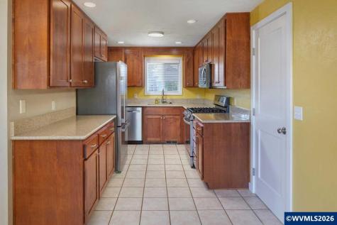 2831 SE Glenn Street Corvallis OR 97333