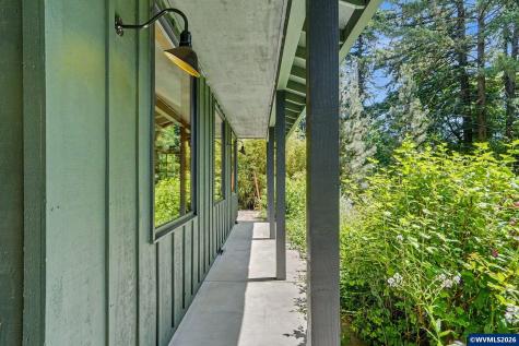 6582 Liberty Road S Salem OR 97306