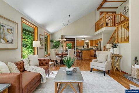 6582 Liberty Road S Salem OR 97306