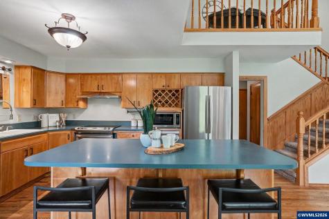 6582 Liberty Road S Salem OR 97306
