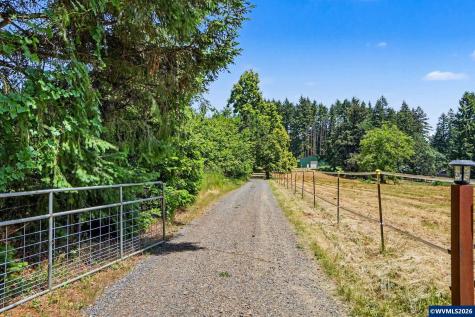 6582 Liberty Road S Salem OR 97306