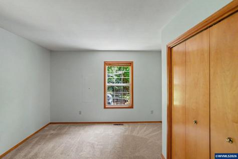 6582 Liberty Road S Salem OR 97306