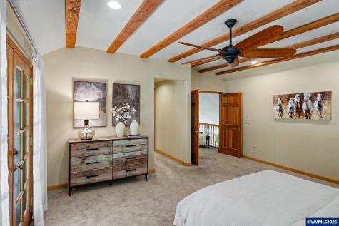 6582 Liberty Road S Salem OR 97306