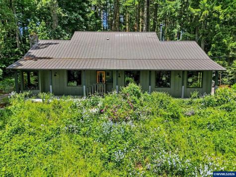 6582 Liberty Road S Salem OR 97306
