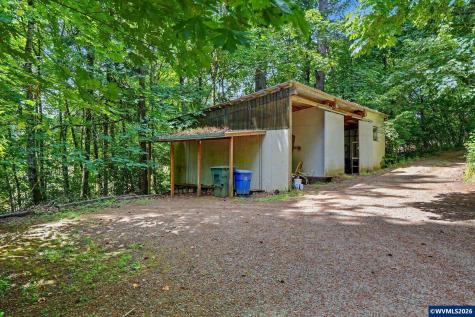 6582 Liberty Road S Salem OR 97306