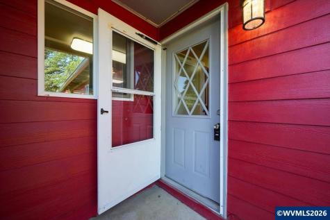 2035 Primrose Lp Philomath OR 97370