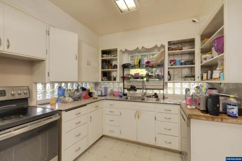 771 SE Miller Avenue Dallas OR 97338